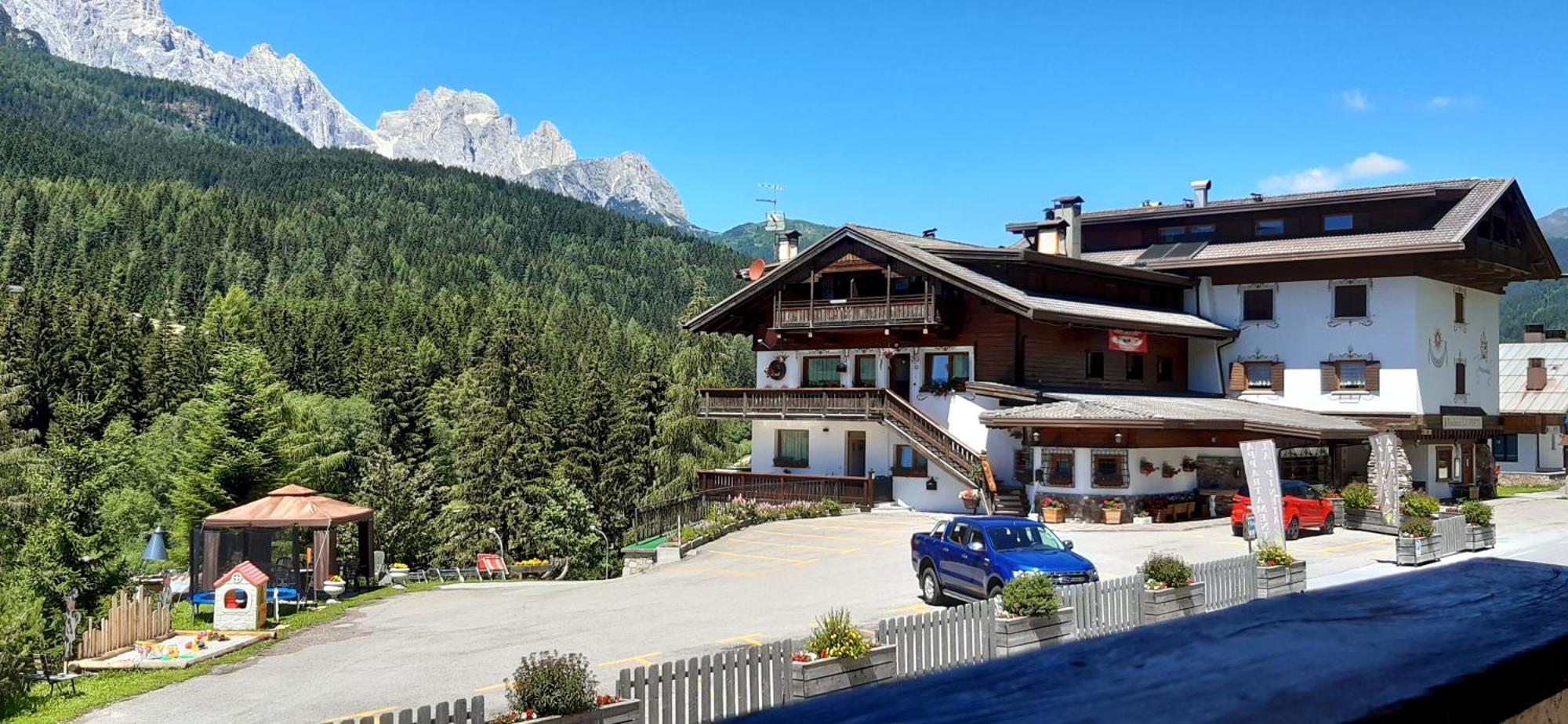 La Pineta Apartment Padola Dış mekan fotoğraf